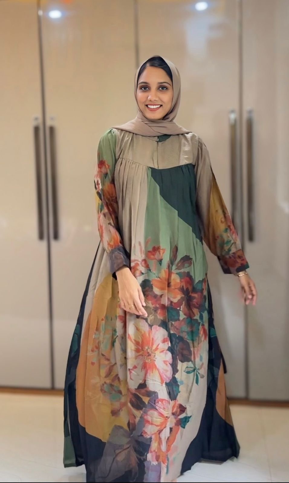 2025/10/1000642231.jpg knee length maxi dress